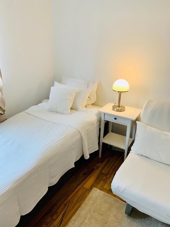 Top Renoviertes Apartement In Bester Lage Von Homburg- 5 Fussminuten Zur Uniklinik Hombourg Extérieur photo